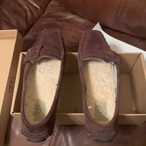 Brown Ugg Loafer. Size 7.5.